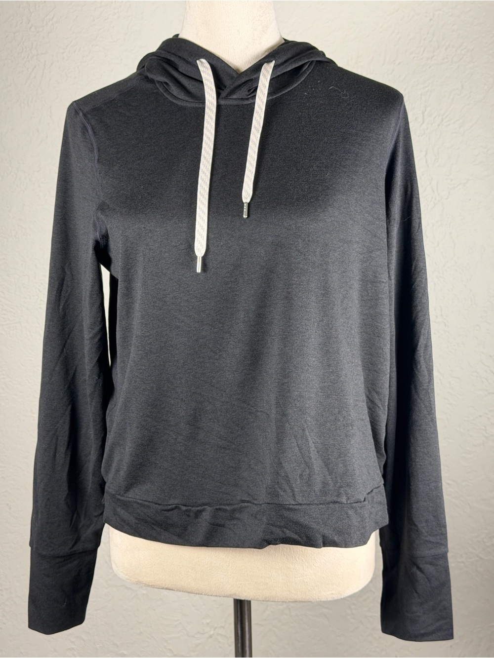 Vuori Halo Essentials Charcoal Grey Pullover Hoodie lightweight size Large